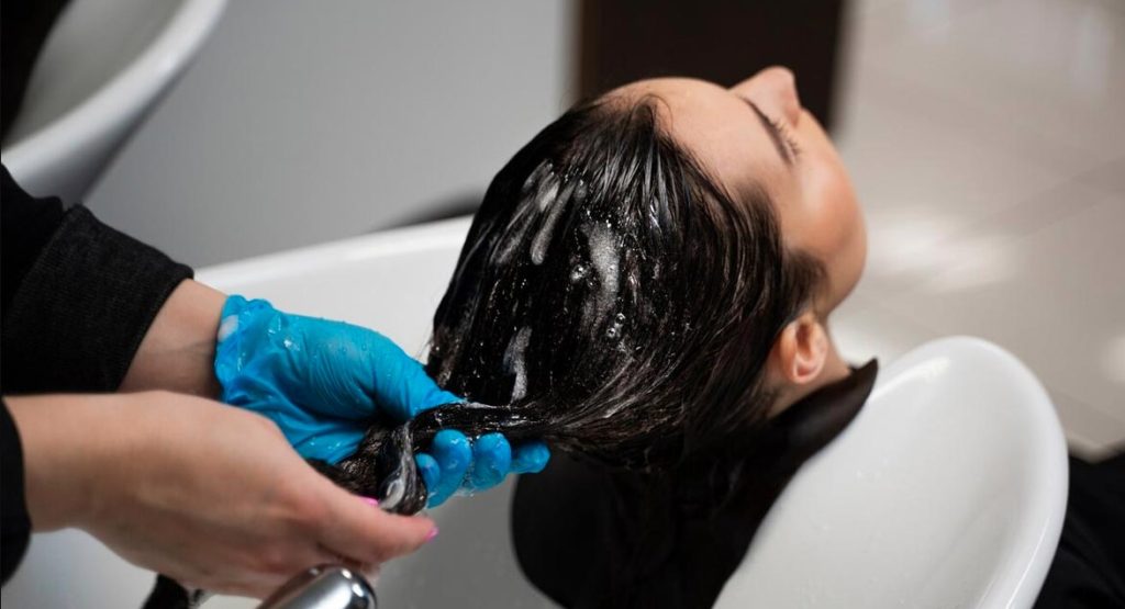 tips to prevent frizzy hair